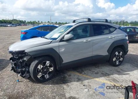 2024 Hyundai Kona Sel z USA, uszkodzony, nr VIN KM8HB3AB1RU130420